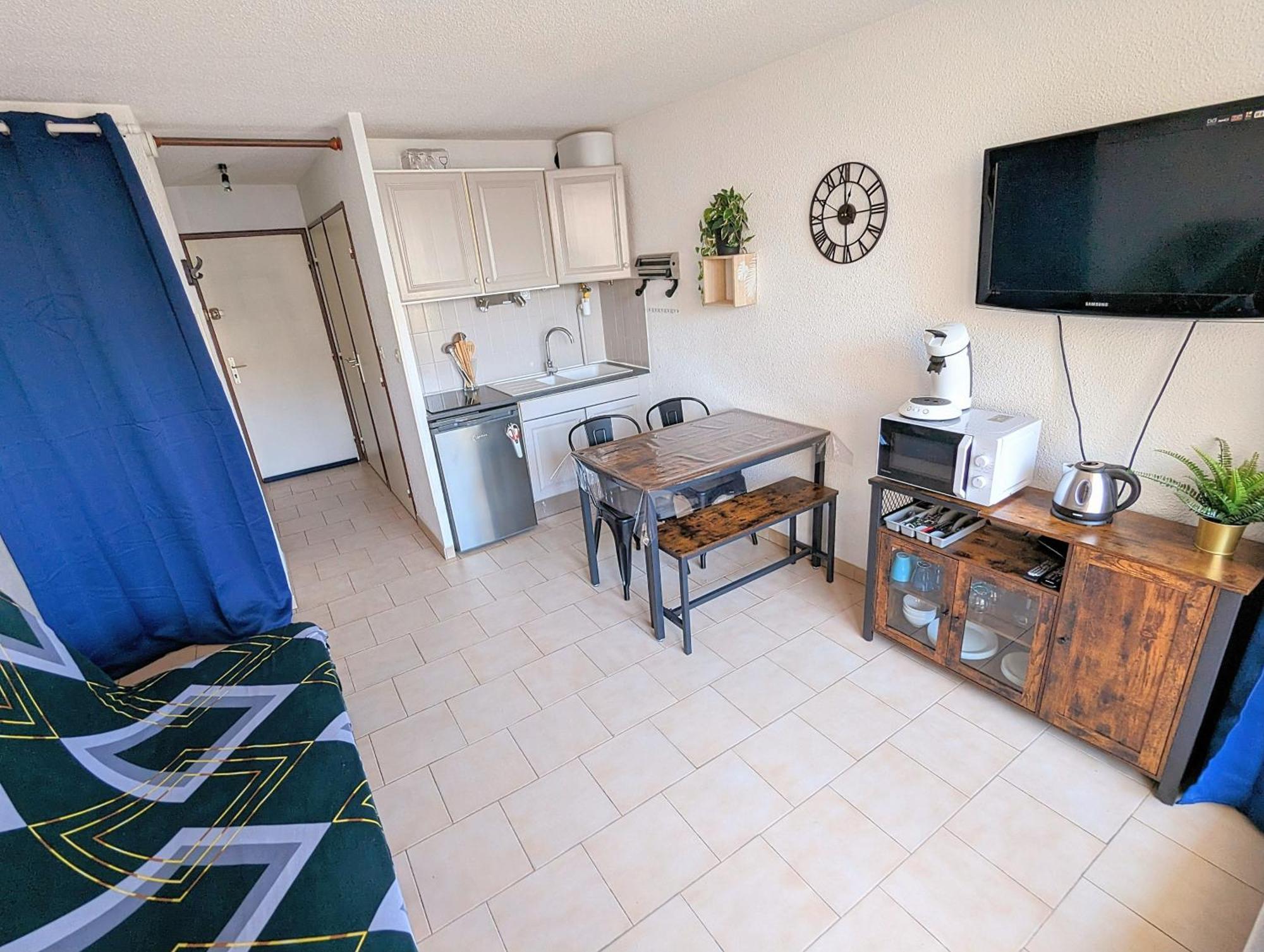 Appartement Au Calme + Parking Agde Eksteriør billede