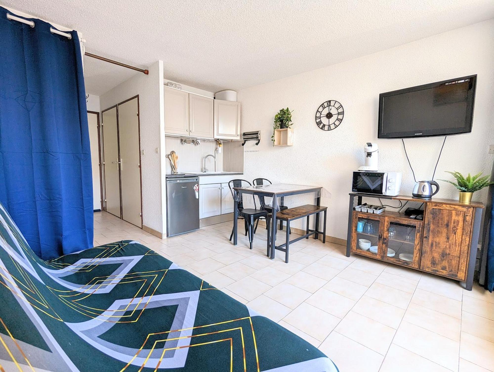 Appartement Au Calme + Parking Agde Eksteriør billede