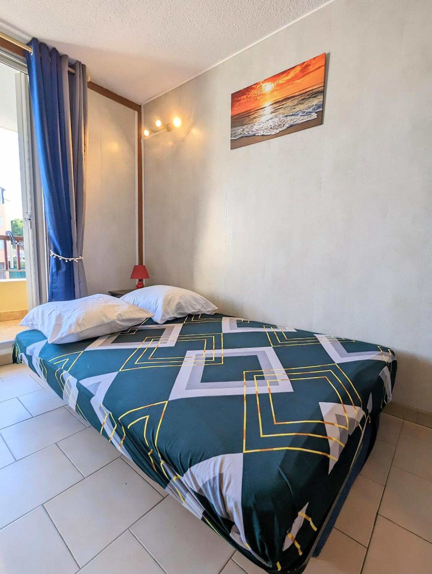 Appartement Au Calme + Parking Agde Eksteriør billede