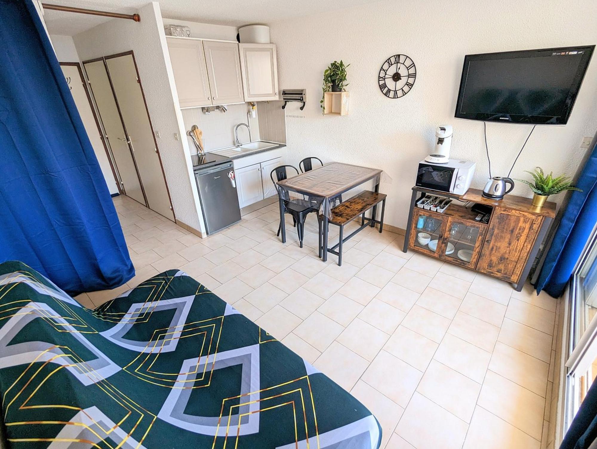 Appartement Au Calme + Parking Agde Eksteriør billede